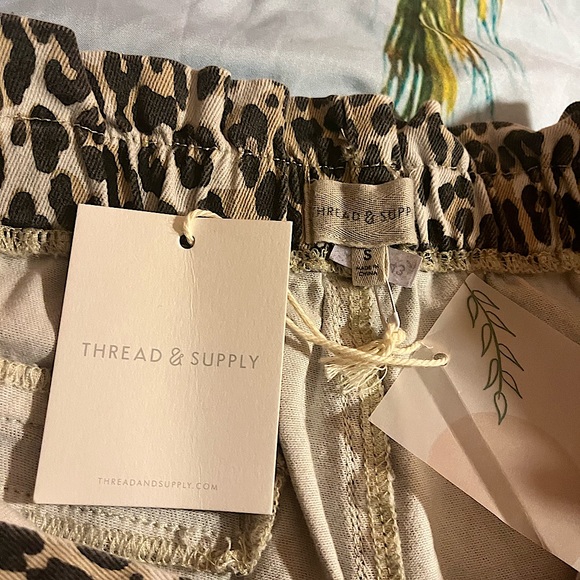 🌺🌻THREAD & SUPPLY SZS ZEBRA PRINTS 100%COTTON VERY SEXY! - Picture 3 of 3